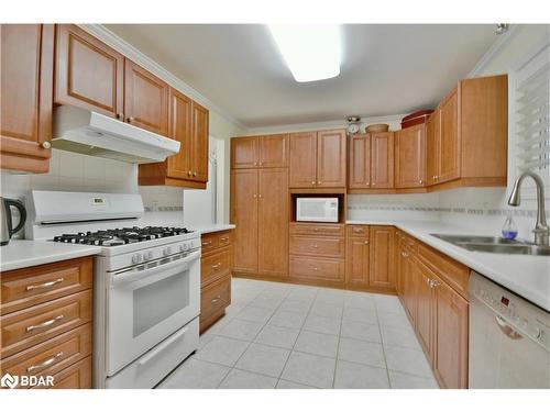 2226 Richard Street, Innisfil, ON - Indoor Photo Showing Kitchen With Double Sink