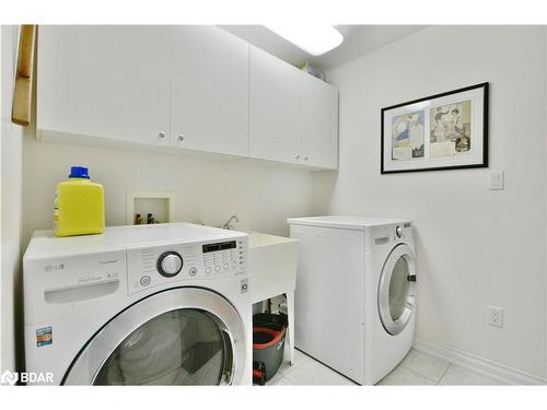 2226 Richard Street, Innisfil, ON - Indoor Photo Showing Laundry Room