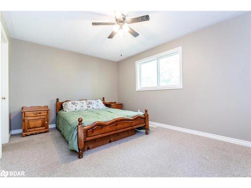 52 Monique Crescent, Barrie, ON - Indoor Photo Showing Bedroom