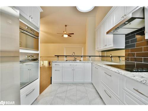 4-355 Blake Street, Barrie, ON - Indoor Photo Showing Kitchen