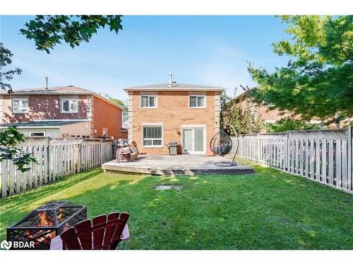 66 Clute Crescent, Barrie, ON - Outdoor With Backyard