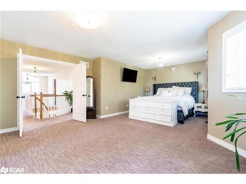 136 Griffin Street, Midland, ON - Indoor Photo Showing Bedroom