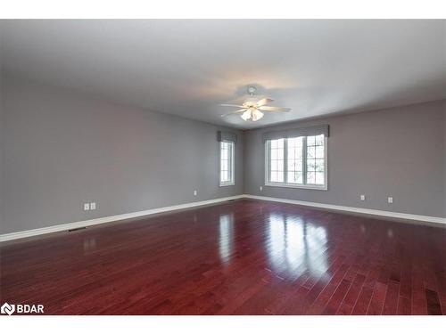 927 Barry Avenue, Innisfil, ON - Indoor Photo Showing Other Room