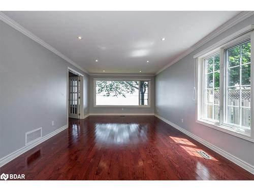 927 Barry Avenue, Innisfil, ON - Indoor Photo Showing Other Room