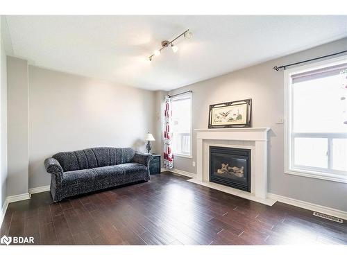 67 Kenwell Crescent, Barrie, ON - Indoor Photo Showing Living Room With Fireplace