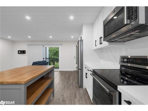 220-1102 Horseshoe Valley Road W, Barrie, ON - Indoor Photo Showing Kitchen With Stainless Steel Kitchen