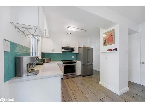 188 Napier Street, Barrie, ON - Indoor Photo Showing Kitchen With Stainless Steel Kitchen