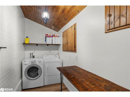 2378 Old Second Road North Road, Elmvale, ON - Indoor Photo Showing Laundry Room