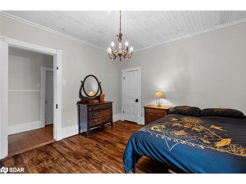 2378 Old Second Road North Road, Elmvale, ON - Indoor Photo Showing Bedroom