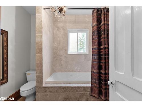 2378 Old Second Road North Road, Elmvale, ON - Indoor Photo Showing Bathroom