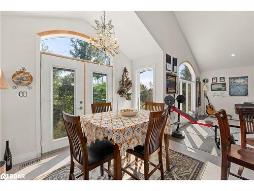 1077 Monck Road Road, Ramara, ON - Indoor Photo Showing Dining Room