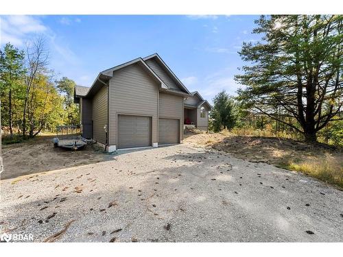 1077 Monck Road Road, Ramara, ON - Outdoor With Exterior