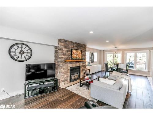 46 Alpine Way, Oro-Medonte, ON - Indoor Photo Showing Living Room With Fireplace