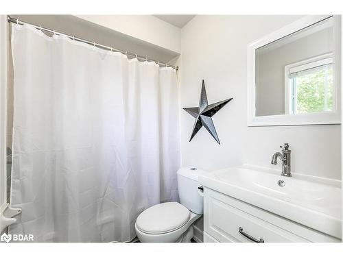 46 Alpine Way, Oro-Medonte, ON - Indoor Photo Showing Bathroom