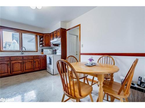 99 Page Drive, Welland, ON - Indoor Photo Showing Dining Room