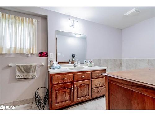 99 Page Drive, Welland, ON - Indoor Photo Showing Bathroom