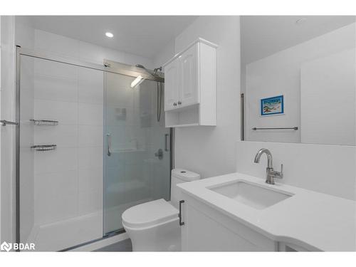 311-681 Yonge Street, Barrie, ON - Indoor Photo Showing Bathroom