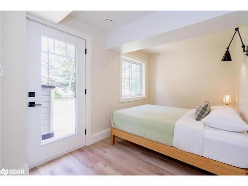 2886 Southorn Road, Coldwater, ON - Indoor Photo Showing Bedroom