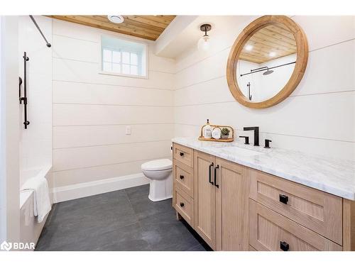 2886 Southorn Road, Coldwater, ON - Indoor Photo Showing Bathroom