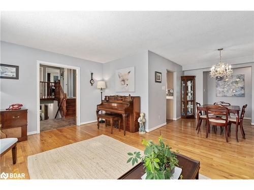 5884 7Th Line, Beeton, ON - Indoor