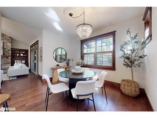 105 Stephens Street, Collingwood, ON - Indoor Photo Showing Dining Room