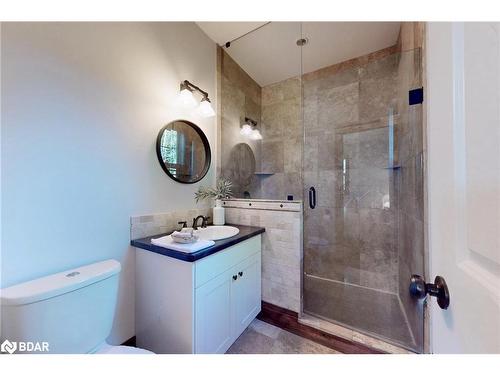 105 Stephens Street, Collingwood, ON - Indoor Photo Showing Bathroom