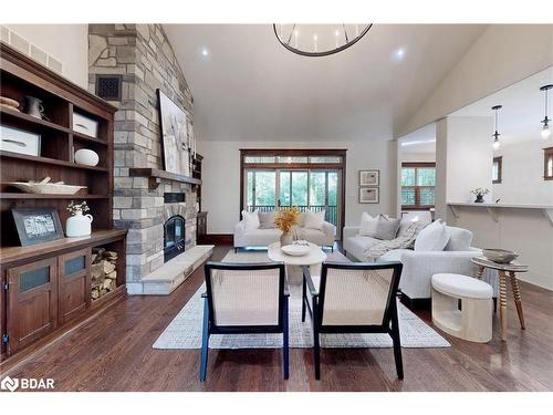 105 Stephens Street, Collingwood, ON - Indoor Photo Showing Living Room With Fireplace