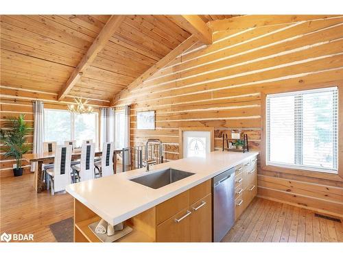 795744 Grey Road 19, The Blue Mountains, ON - Indoor Photo Showing Kitchen