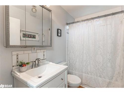 755 Happy Vale Drive, Innisfil, ON - Indoor Photo Showing Bathroom