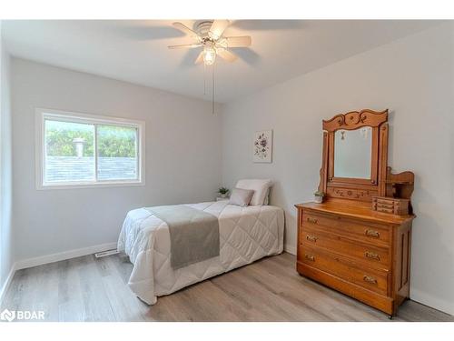 755 Happy Vale Drive, Innisfil, ON - Indoor Photo Showing Bedroom