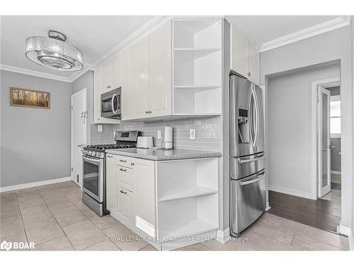 36 Fawell Avenue, St. Catharines, ON - Indoor Photo Showing Kitchen