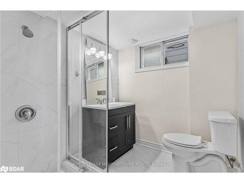 36 Fawell Avenue, St. Catharines, ON - Indoor Photo Showing Bathroom