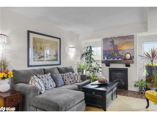 107-6 Anchorage Crescent, Collingwood, ON - Indoor Photo Showing Living Room With Fireplace