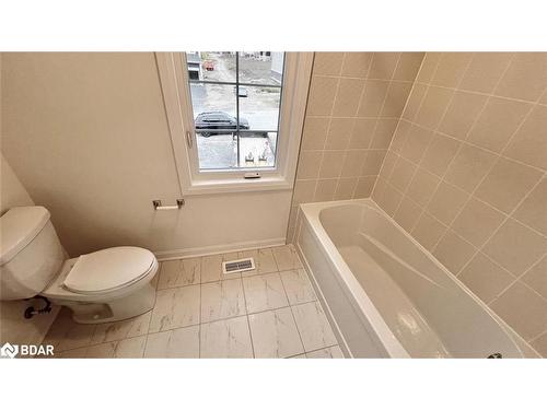 112 Windermere Boulevard, Loyalist Township, ON - Indoor Photo Showing Bathroom