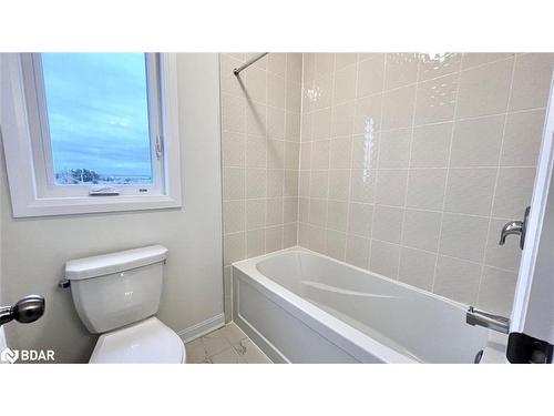 112 Windermere Boulevard, Loyalist Township, ON - Indoor Photo Showing Bathroom