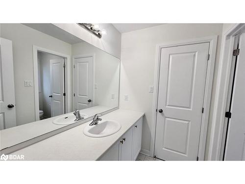 112 Windermere Boulevard, Loyalist Township, ON - Indoor Photo Showing Bathroom