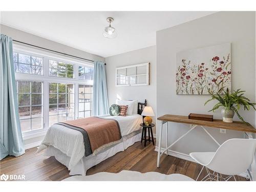 6975 Ortona Road, Essa, ON - Indoor Photo Showing Bedroom