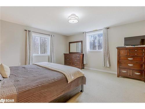 6975 Ortona Road, Essa, ON - Indoor Photo Showing Bedroom