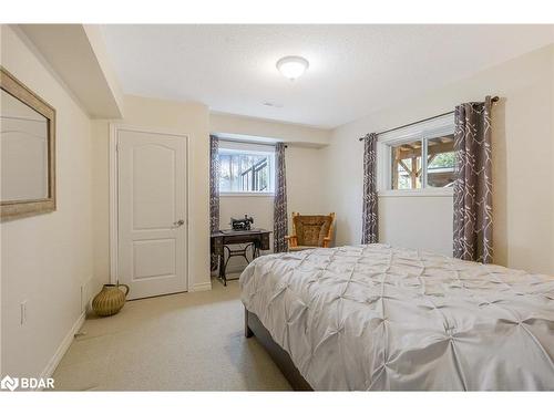 6975 Ortona Road, Essa, ON - Indoor Photo Showing Bedroom