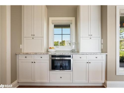 3 Morgan Drive, Oro-Medonte, ON - Indoor Photo Showing Kitchen