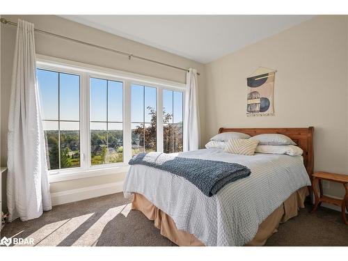 3 Morgan Drive, Oro-Medonte, ON - Indoor Photo Showing Bedroom