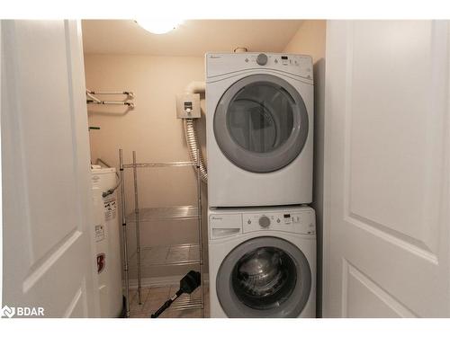 201-306 Essa Road, Barrie, ON - Indoor Photo Showing Laundry Room