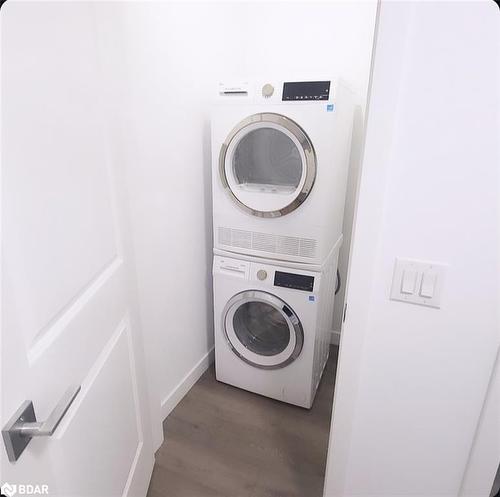 308-7549 Kalar Road Road, Niagara Falls, ON - Indoor Photo Showing Laundry Room