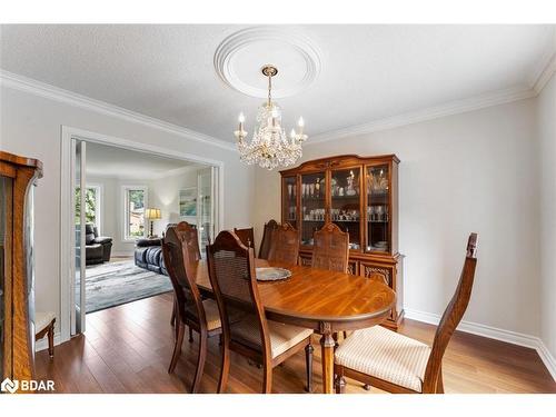 28 Thackeray Crescent, Barrie, ON - Indoor Photo Showing Dining Room