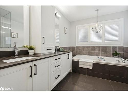 16 Oliver'S Mill Road Road, Springwater, ON - Indoor Photo Showing Bathroom