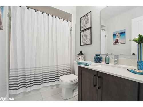 16 Oliver'S Mill Road Road, Springwater, ON - Indoor Photo Showing Bathroom