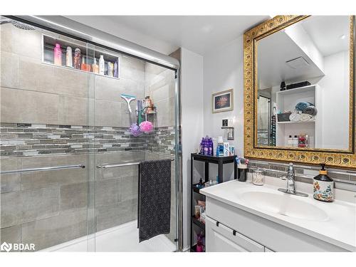 1885 Bainbridge Drive, Pickering, ON - Indoor Photo Showing Bathroom