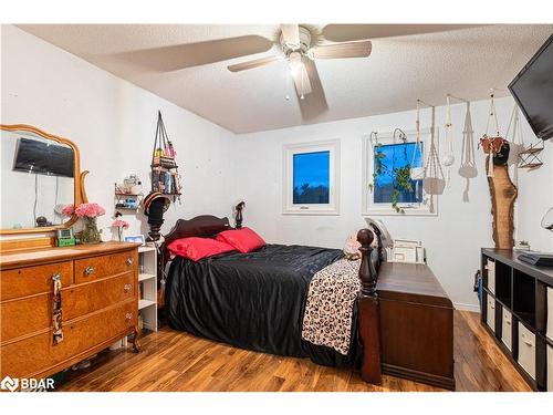 1885 Bainbridge Drive, Pickering, ON - Indoor Photo Showing Bedroom