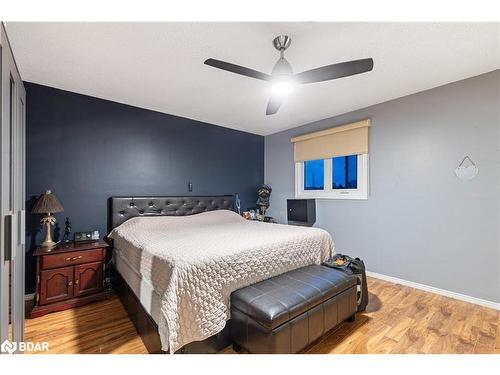 1885 Bainbridge Drive, Pickering, ON - Indoor Photo Showing Bedroom