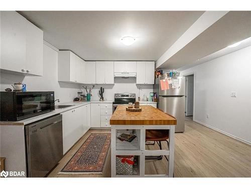 Lower Level-38 Reynolds Lane, Barrie, ON - Indoor Photo Showing Kitchen